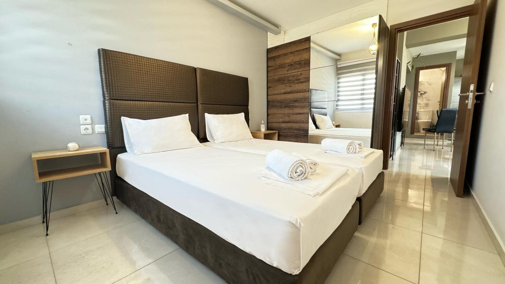 Unique1 - Two Bedroom Private Lux City Apartment Heraklion  Ngoại thất bức ảnh